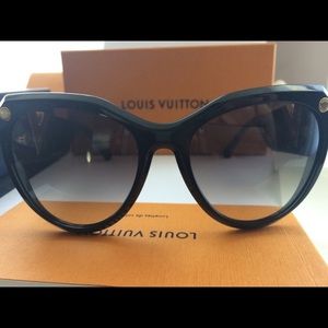 LV Sunglasses Brand New! SOLD!❤️